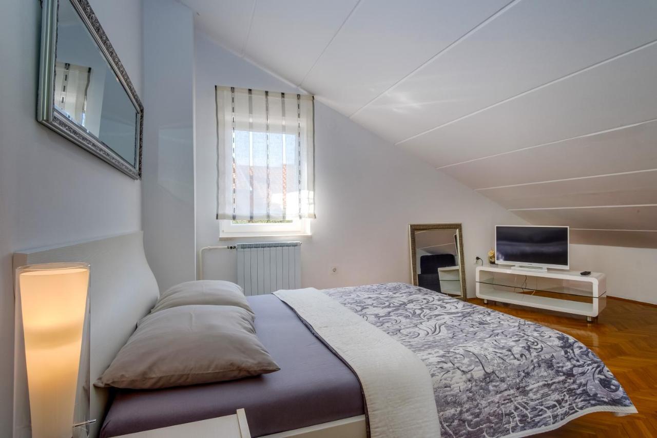 Leonida Lejlighed Mali Lošinj Eksteriør billede